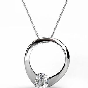 Elegant Silver Pendant Necklace